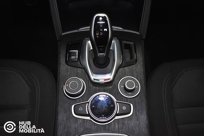 ALFA ROMEO Stelvio 2.2 Turbodiesel 190 CV AT8 Q4 Super Business